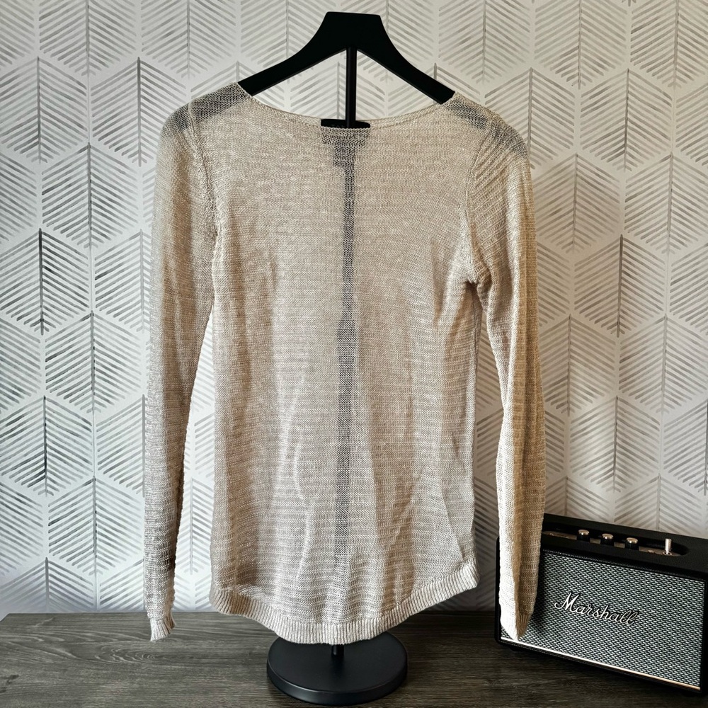 Tahari Cream Long Sleeve Wide Knit Top